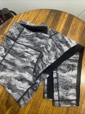 lululemon athletica Black & White Speckle High-Rise Leggings